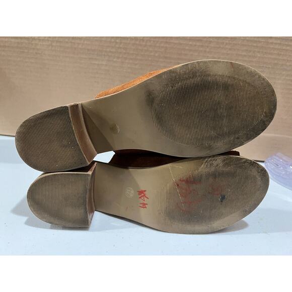 Steve Madden Richelle Mule Suede Sandal Womens Size 9M Slip On Heel Tan - Picture 7 of 9